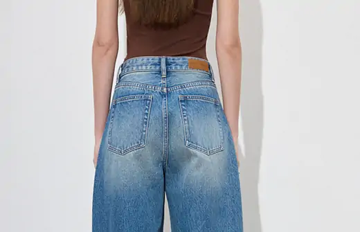 Women's High-Waisted Jeans