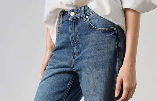 Classic Straight-Cut Jeans